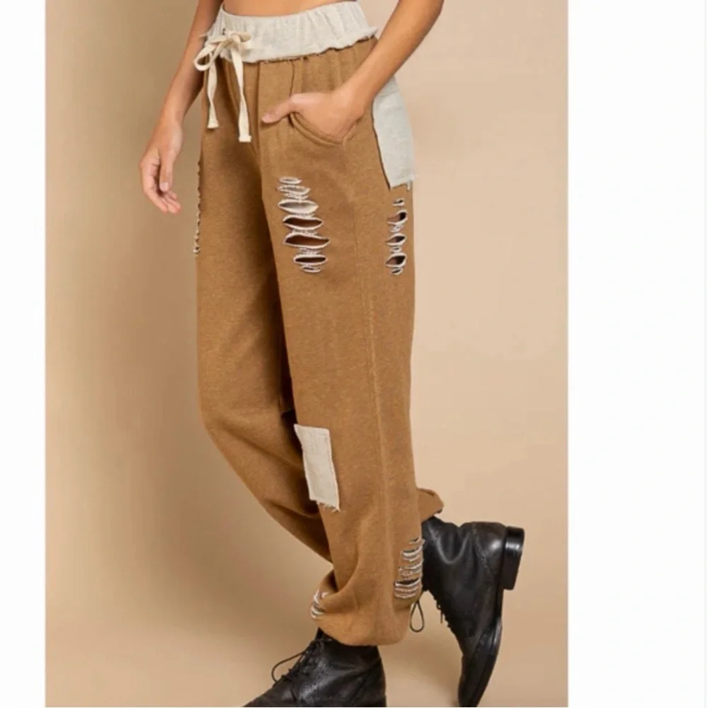 POL Joggers - Picture 2 of 7